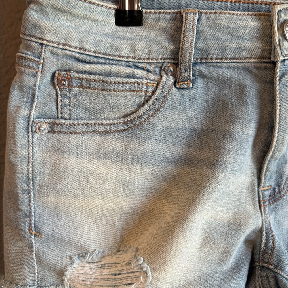 American Eagle Super Stretch Shortie Shorts - Picture 2 of 10